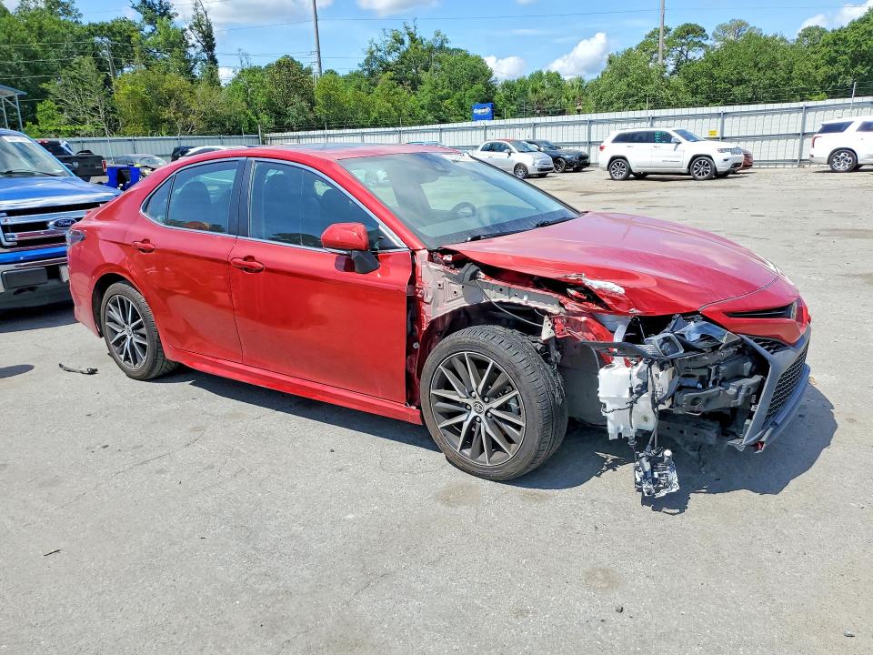 Продажа на аукционе авто 2022 Toyota Camry, vin: 4T1T11AKXNU053641, номер лота: 56940696