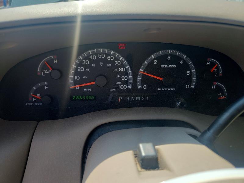 57157336 :رقم المزاد ، 2FTRX17W34CA46925 vin ، 2004 Ford F-150 Heritage مزاد بيع
