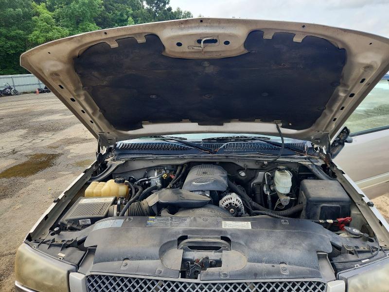 55808326 :رقم المزاد ، 1GCGC23U14F201103 vin ، 2004 Chevrolet Silverado مزاد بيع