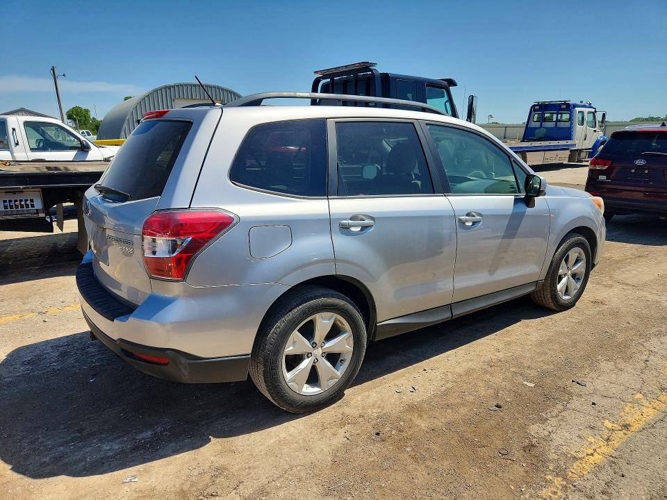 55637226 :رقم المزاد ، JF2SJADC4FH502733 vin ، 2015 Subaru Forester مزاد بيع