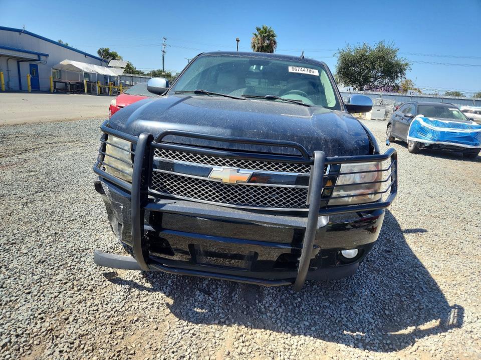 Продаж на аукціоні авто 2011 Chevrolet Suburban, vin: 1GNSKKE30BR244576, номер лоту: 56744786