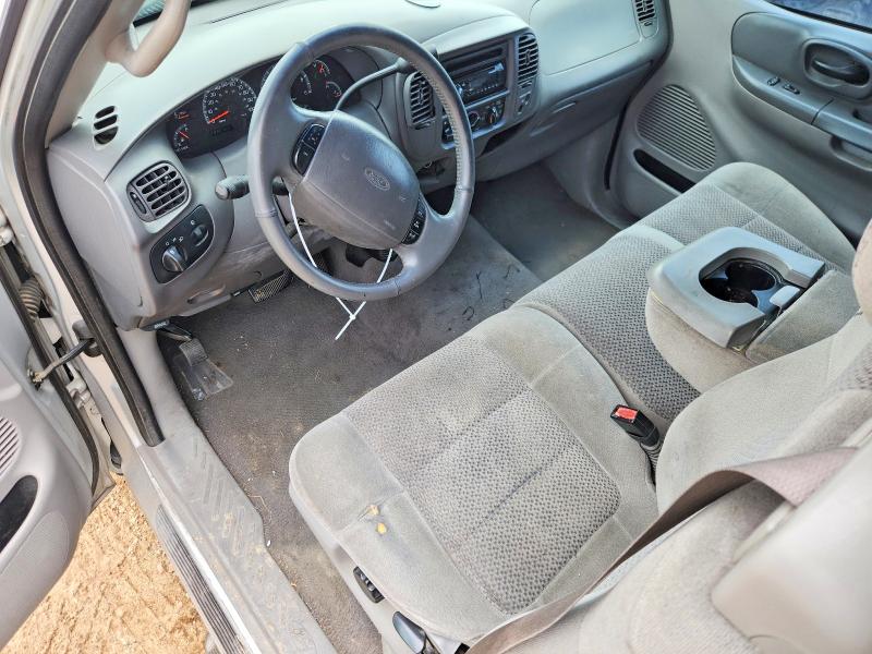 54520966 :رقم المزاد ، 1FTRX17W61KC65708 vin ، 2001 Ford F150 مزاد بيع