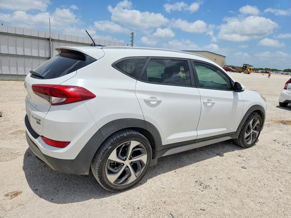 Продажа на аукционе авто 2017 Hyundai Tucson, vin: KM8J3CA29HU587022, номер лота: 58964866
