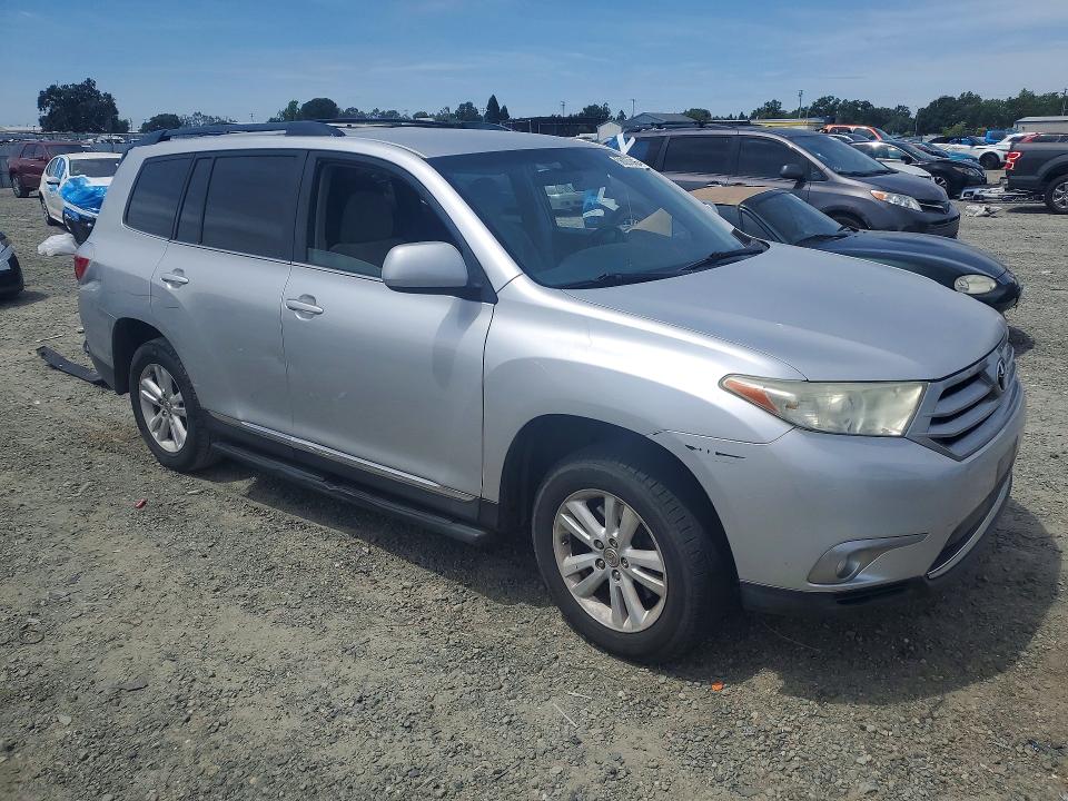 2013 Toyota Highlander მანქანა იყიდება აუქციონზე, vin: 5TDZA3EH1DS036139, აუქციონის ნომერი: 56097646