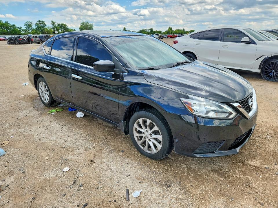 57905916 :رقم المزاد ، 3N1AB7AP1JL635450 vin ، 2018 Nissan Sentra مزاد بيع