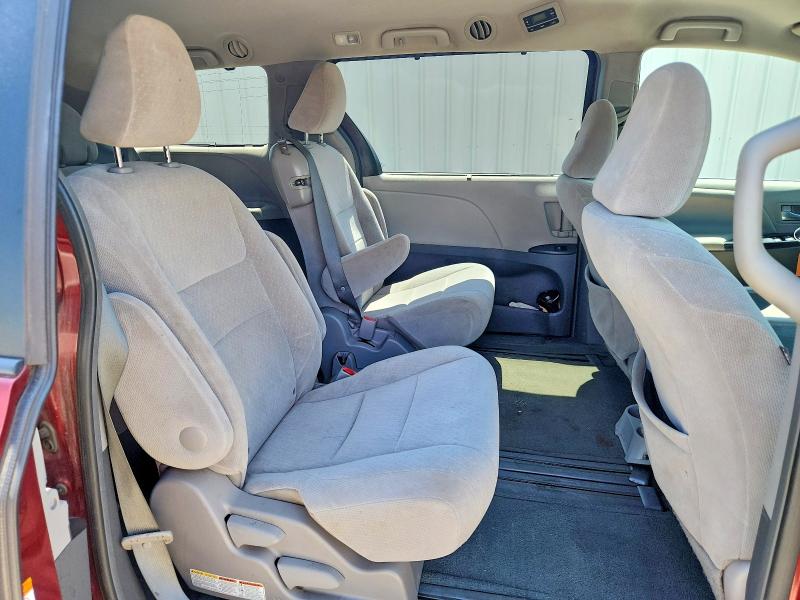 2017 Toyota Sienna მანქანა იყიდება აუქციონზე, vin: 5TDKZ3DCXHS799332, აუქციონის ნომერი: 58745816