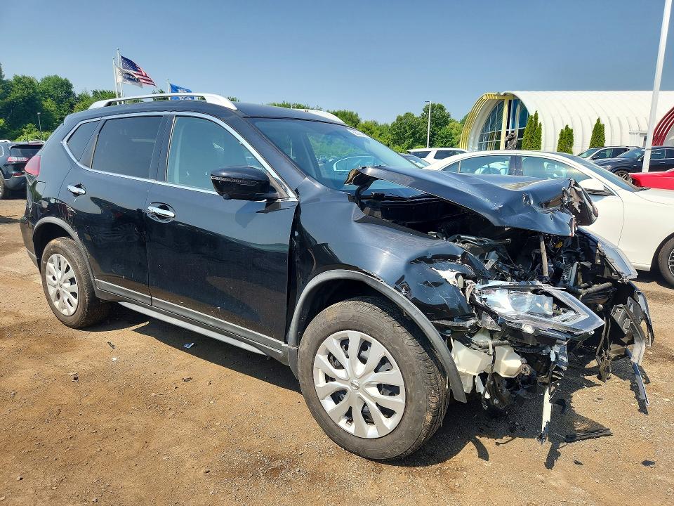 58976466 :رقم المزاد ، KNMAT2MV3JP615549 vin ، 2018 Nissan Rogue مزاد بيع
