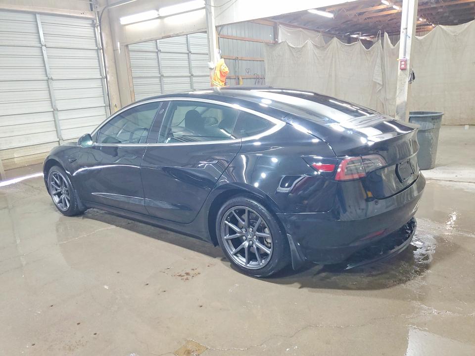 57325746 :رقم المزاد ، 5YJ3E1EA6JF036204 vin ، 2018 Tesla Model 3 مزاد بيع