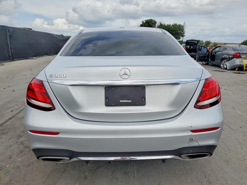 2020 Mercedes-benz E მანქანა იყიდება აუქციონზე, vin: W1KZF8DB8LA837342, აუქციონის ნომერი: 56114746
