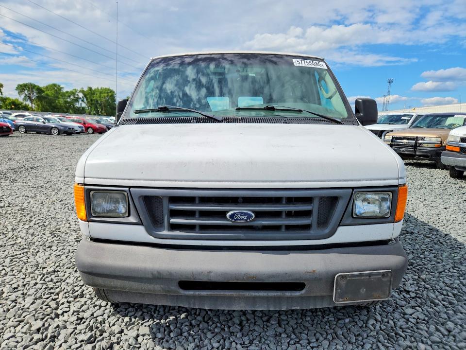 57755086 :رقم المزاد ، 1FTRE14213HA81834 vin ، 2003 Ford E150 مزاد بيع