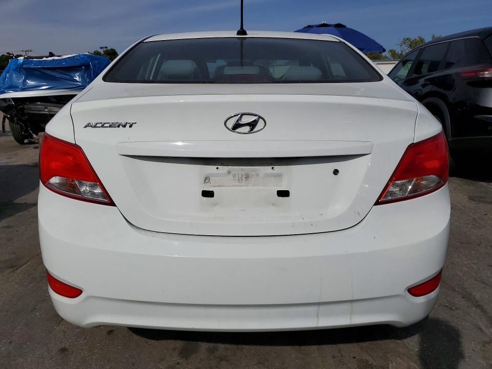 55677536 :رقم المزاد ، KMHCT4AE6FU922047 vin ، 2015 Hyundai Accent مزاد بيع