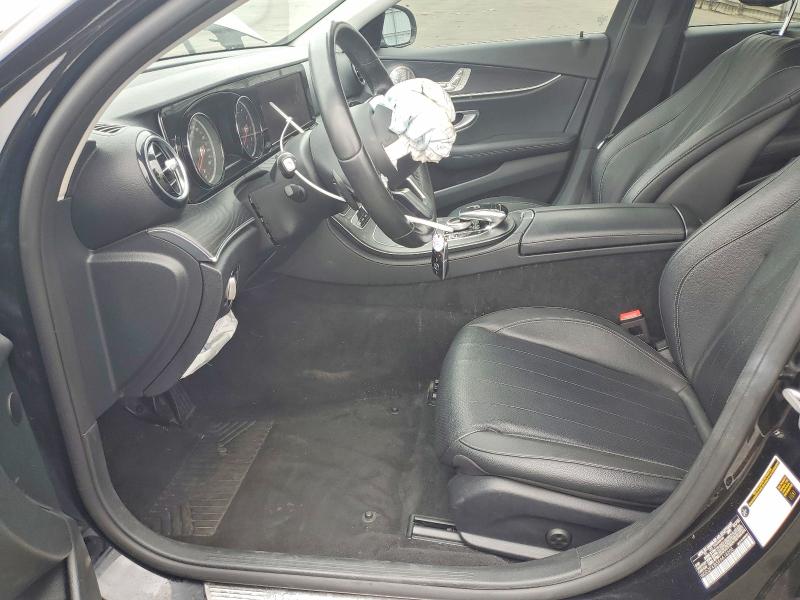 58135556 :رقم المزاد ، WDDZF4JB5KA618205 vin ، 2019 Mercedes-benz E مزاد بيع