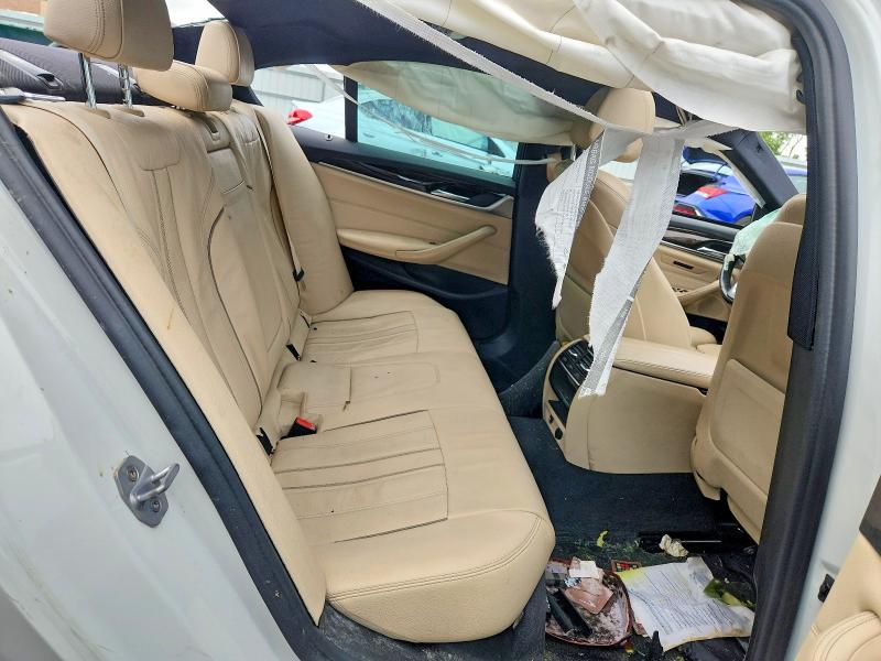 85603915 :رقم المزاد ، WBAJA7C58KWC77576 vin ، 2019 Bmw 530 مزاد بيع