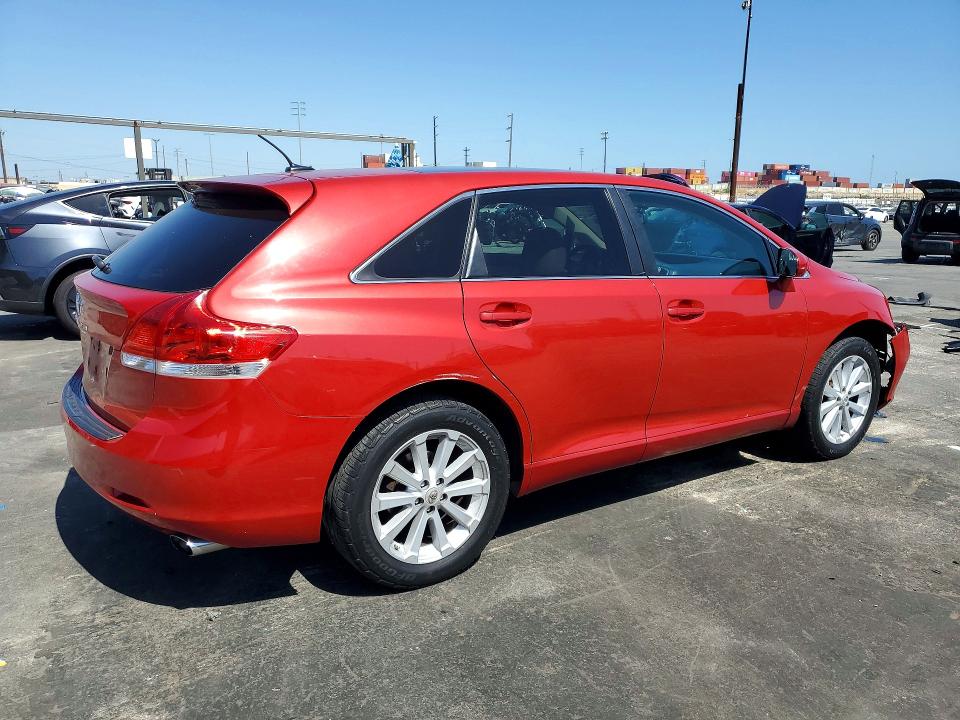 56323256 :رقم المزاد ، 4T3ZA3BB5BU045227 vin ، 2011 Toyota Venza مزاد بيع