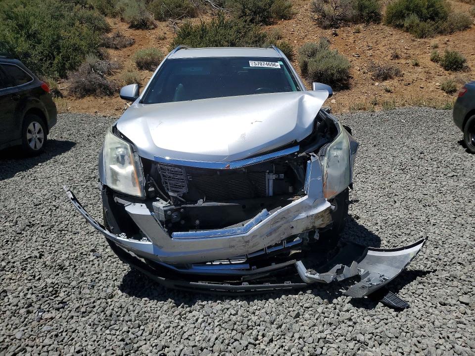 2015 Cadillac Srx მანქანა იყიდება აუქციონზე, vin: 3GYFNEE3XFS617672, აუქციონის ნომერი: 57074696