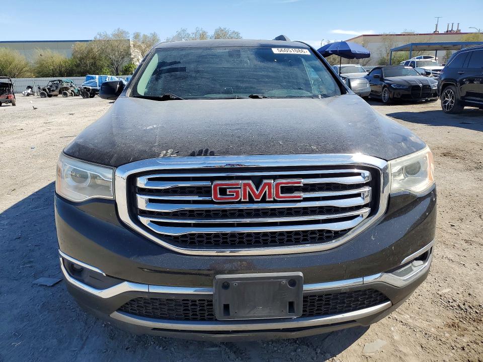 56051086 :رقم المزاد ، 1GKKNULS1HZ145896 vin ، 2017 Gmc Acadia مزاد بيع