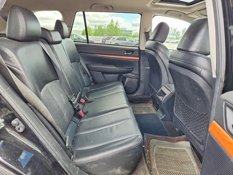 57224036 :رقم المزاد ، 4S4BRGMC3E3302122 vin ، 2014 Subaru Outback مزاد بيع