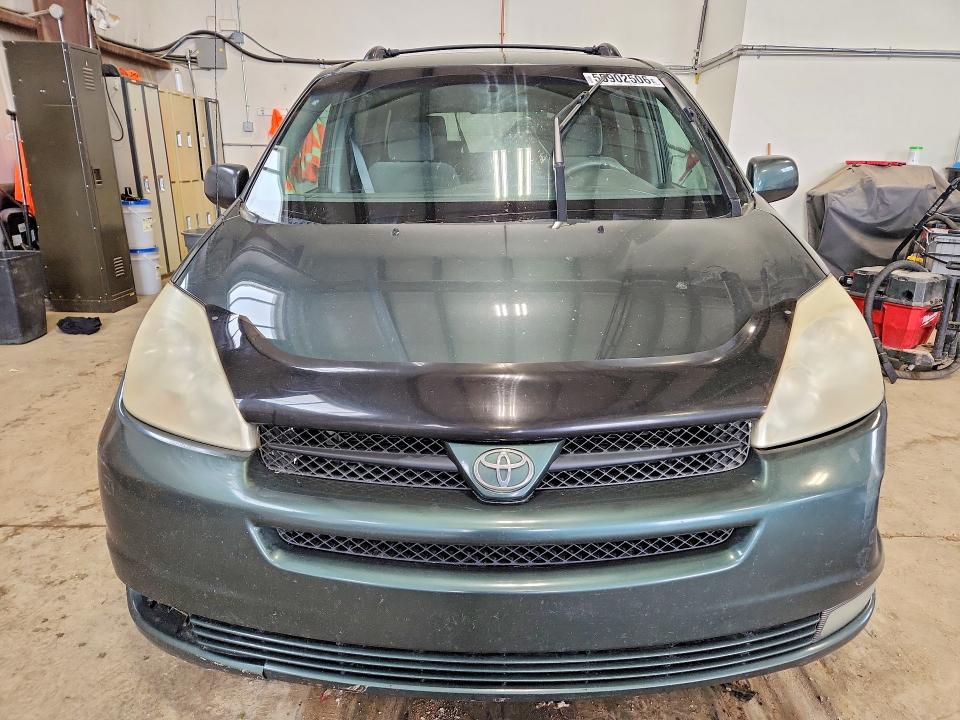 55902506 :رقم المزاد ، 5TDZA23C94S011068 vin ، 2004 Toyota Sienna مزاد بيع
