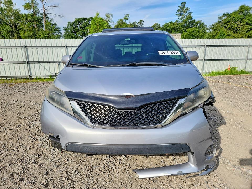 58777286 :رقم المزاد ، 5TDXK3DC2GS728019 vin ، 2016 Toyota Sienna مزاد بيع
