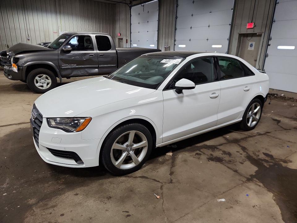 Продаж на аукціоні авто 2016 Audi A3, vin: WAUB8GFF5G1011258, номер лоту: 55347956