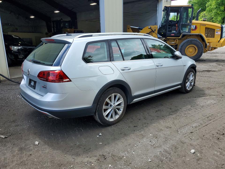 58170576 :رقم المزاد ، 3VWH17AU6HM507498 vin ، 2017 Volkswagen Golf Alltrack مزاد بيع
