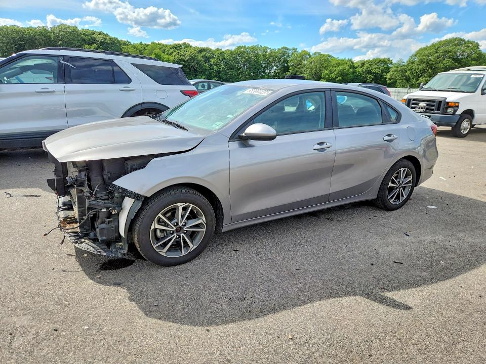2024 Kia Forte მანქანა იყიდება აუქციონზე, vin: 3KPF24AD8RE780296, აუქციონის ნომერი: 58089946