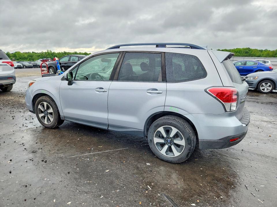 2017 Subaru Forester მანქანა იყიდება აუქციონზე, vin: JF2SJAEC3HH401815, აუქციონის ნომერი: 57890176