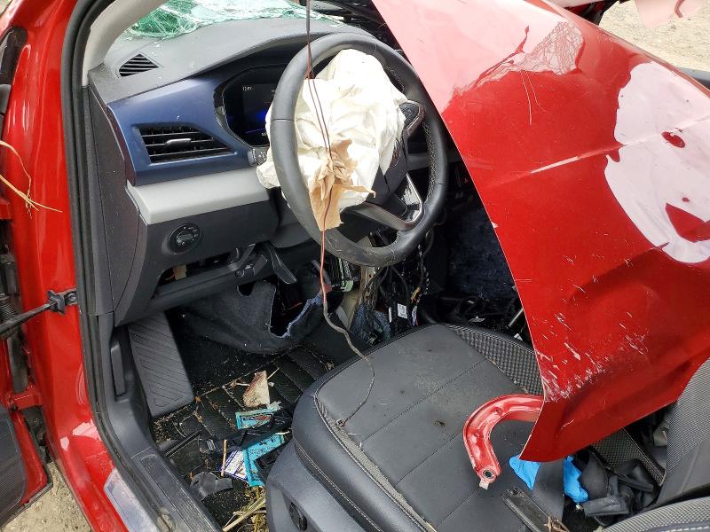 56972426 :رقم المزاد ، 3VVYX7B28NM054397 vin ، 2022 Volkswagen Taos مزاد بيع