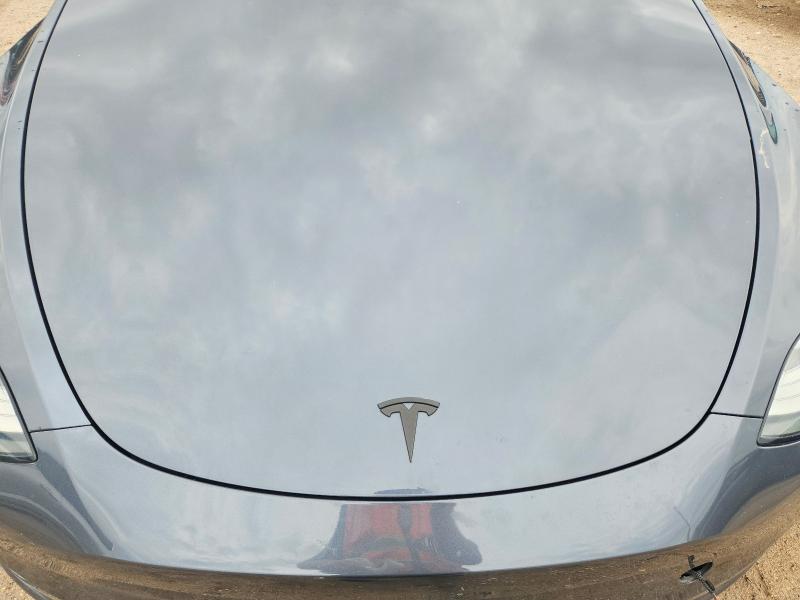 57064776 :رقم المزاد ، 5YJYGDEE8MF158653 vin ، 2021 Tesla Model Y مزاد بيع