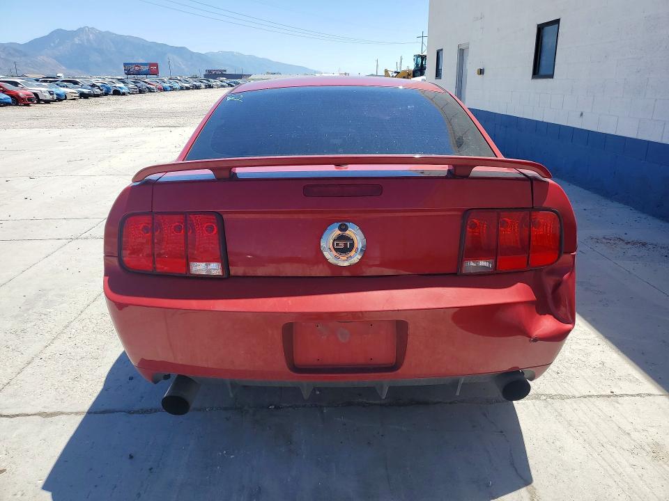 56270686 :رقم المزاد ، 1ZVHT82H085187229 vin ، 2008 Ford Mustang مزاد بيع