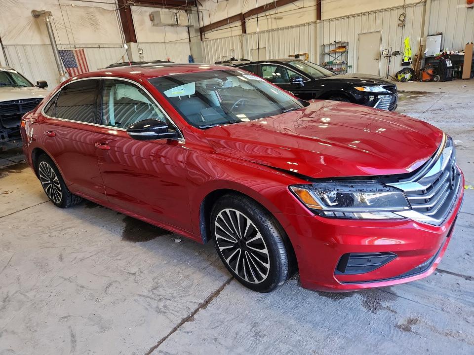 57403056 :رقم المزاد ، 1VWBA7A37NC009594 vin ، 2022 Volkswagen Passat مزاد بيع