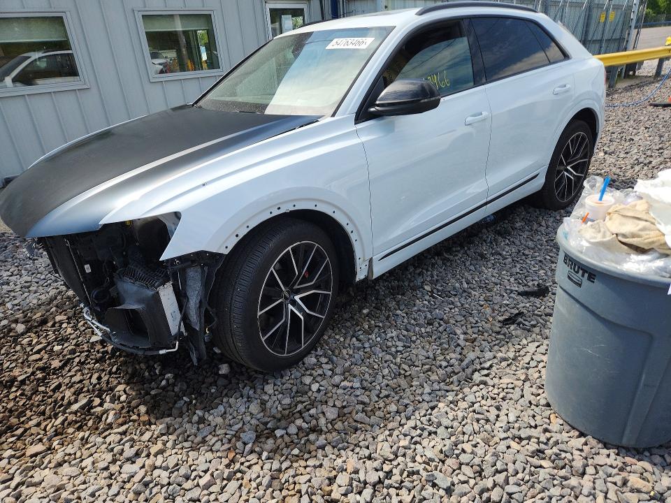 54763466 :رقم المزاد ، WA1CWBF14MD011633 vin ، 2021 Audi Sq8 مزاد بيع