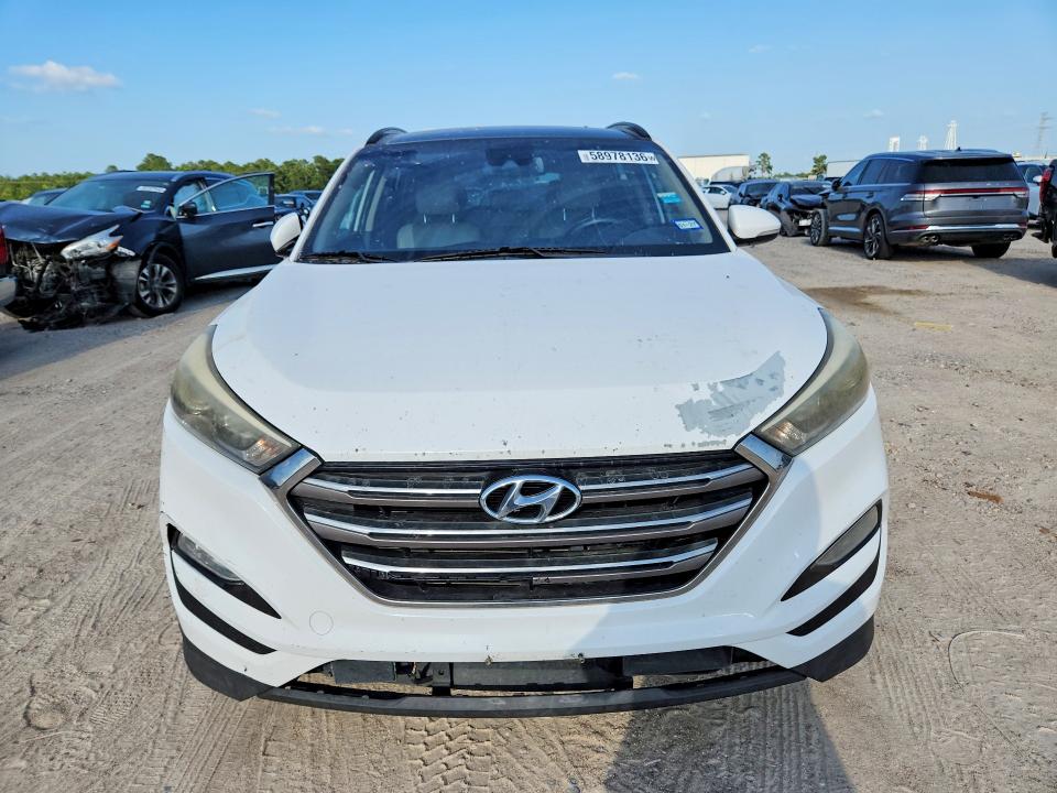 58978136 :رقم المزاد ، KM8J33A29GU253233 vin ، 2016 Hyundai Tucson مزاد بيع