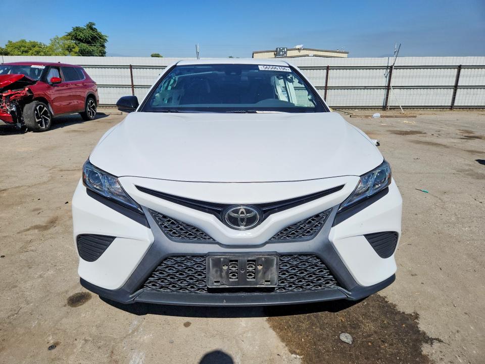 56506196 :رقم المزاد ، 4T1B11HK2KU268198 vin ، 2019 Toyota Camry مزاد بيع