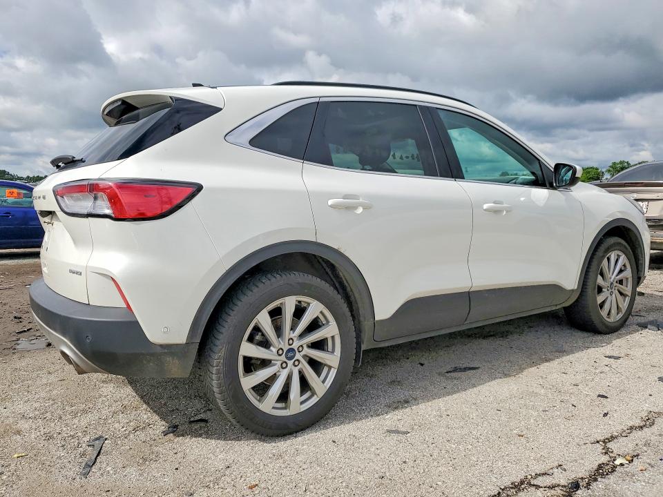 2022 Ford Escape მანქანა იყიდება აუქციონზე, vin: 1FMCU9J98NUB63915, აუქციონის ნომერი: 57642476