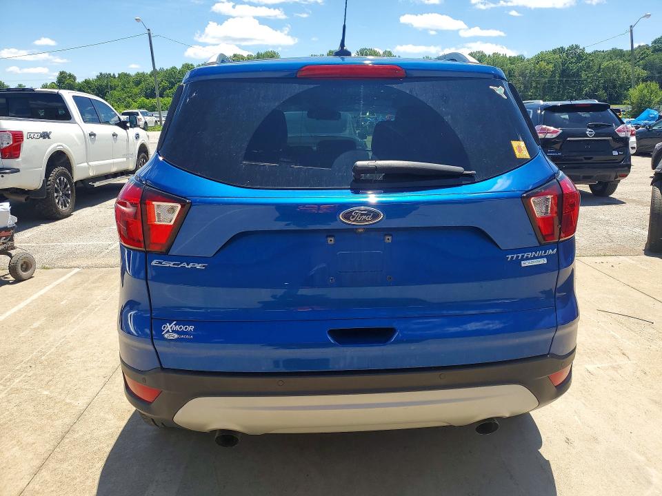 58136706 :رقم المزاد ، 1FMCU0J93KUA26436 vin ، 2019 Ford Escape مزاد بيع