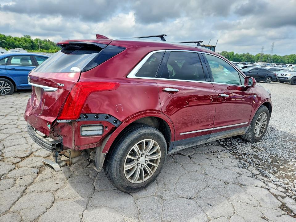 54142646 :رقم المزاد ، 1GYKNBRS7HZ302560 vin ، 2017 Cadillac Xt5 مزاد بيع