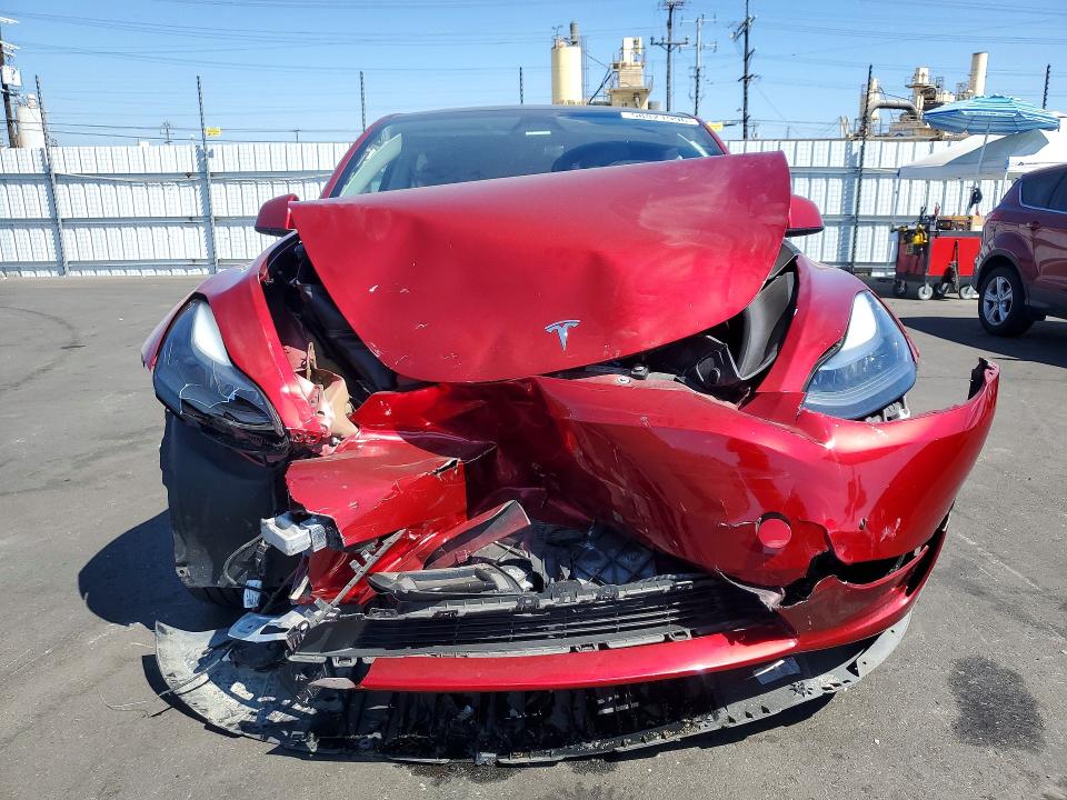 2024 Tesla Model Y მანქანა იყიდება აუქციონზე, vin: 7SAYGDEE3RF074525, აუქციონის ნომერი: 58821996