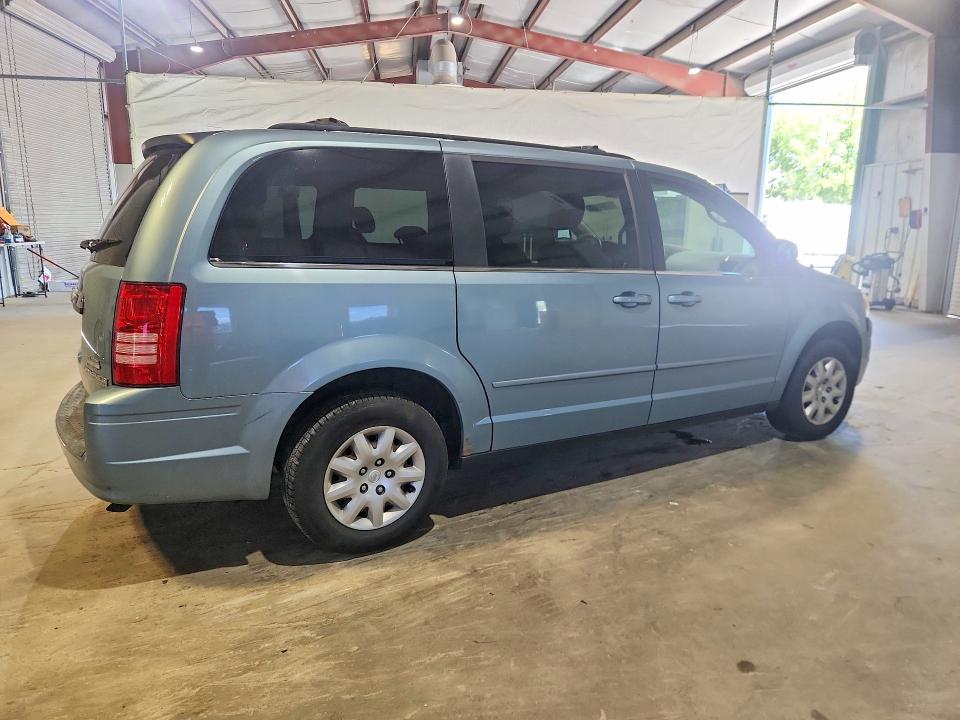 Продажа на аукционе авто 2010 Chrysler Town & Country, vin: 2A4RR4DE4AR137261, номер лота: 57644106