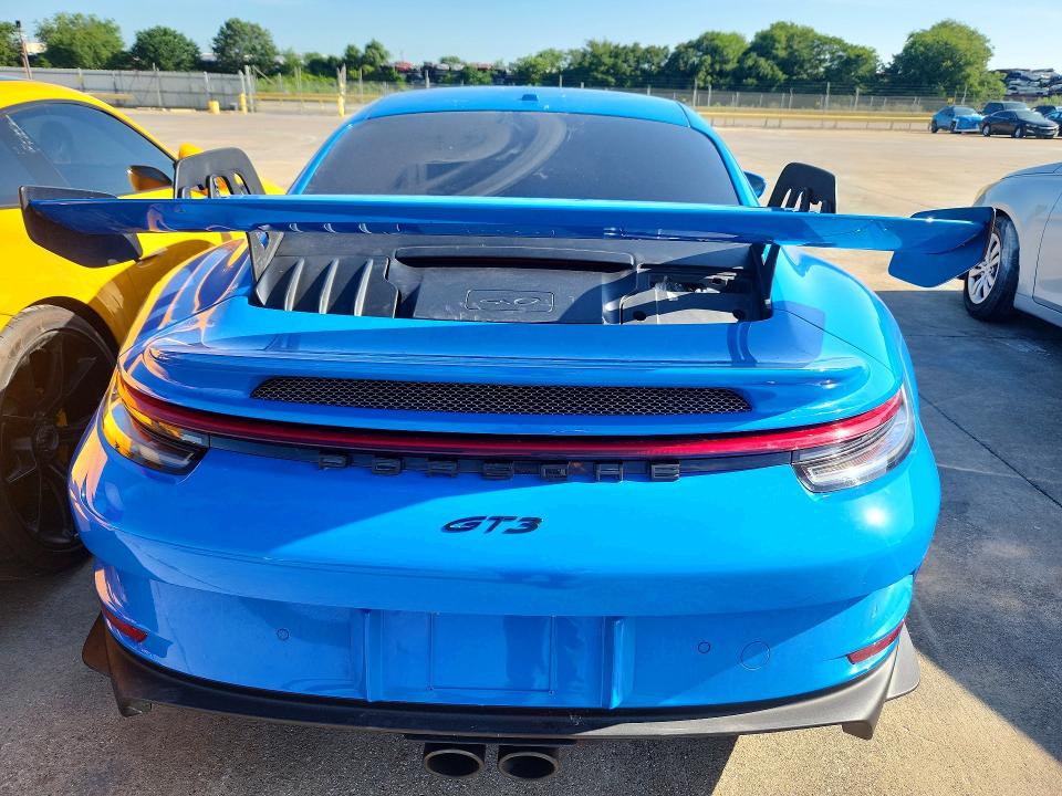 57901506 :رقم المزاد ، WP0AC2A94NS268310 vin ، 2022 Porsche 911 مزاد بيع