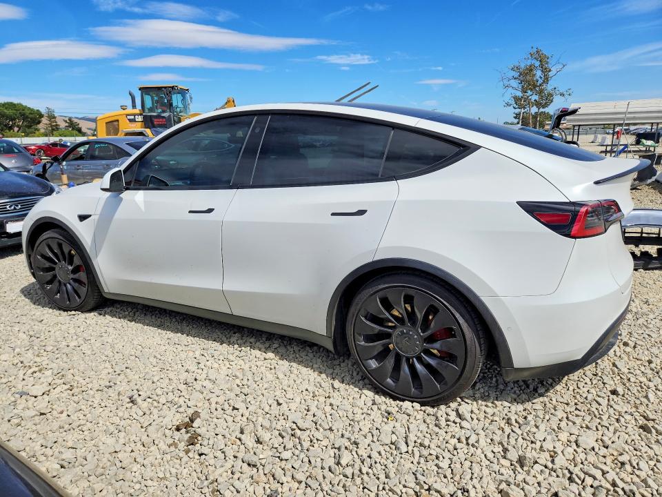 Продажа на аукционе авто 2022 Tesla Model Y, vin: 7SAYGDEF9NF411282, номер лота: 56601766
