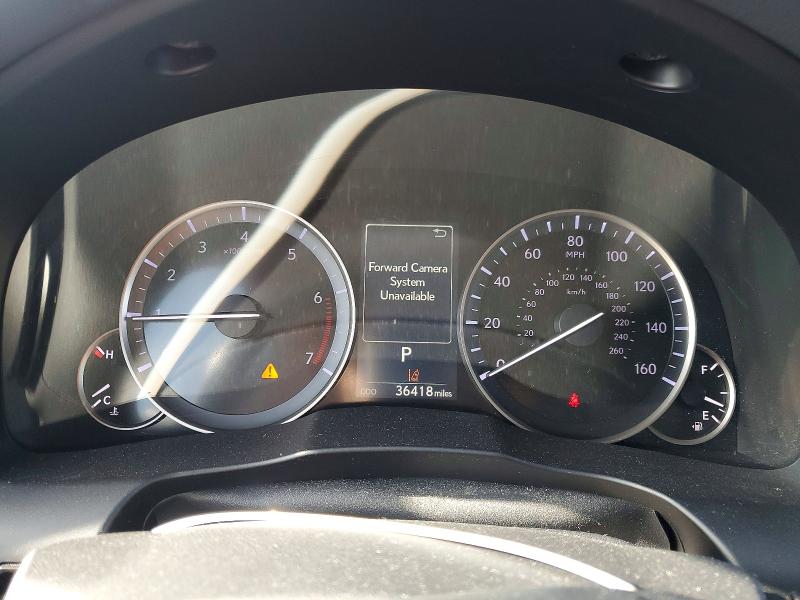 56185546 :رقم المزاد ، 58ABK1GG4JU085192 vin ، 2018 Lexus Es مزاد بيع