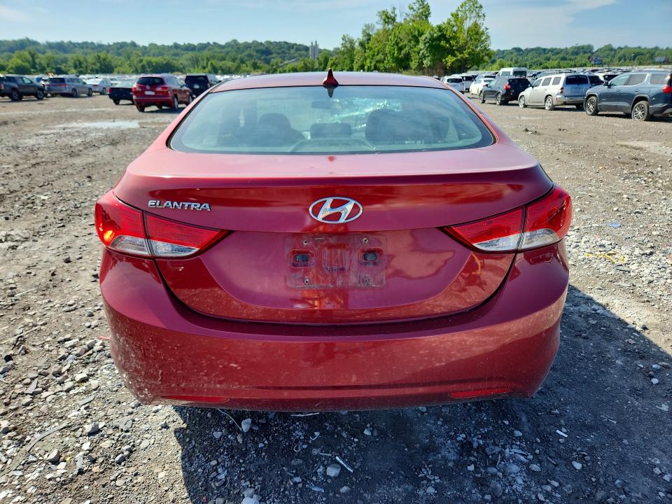 57022326 :رقم المزاد ، 5NPDH4AE3DH401417 vin ، 2013 Hyundai Elantra مزاد بيع