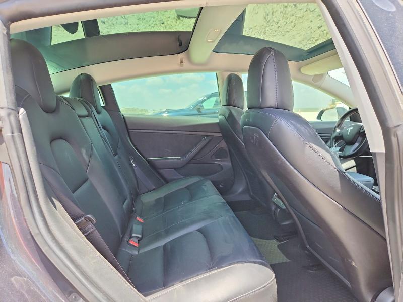 59063976 :رقم المزاد ، 5YJ3E1EA7KF300774 vin ، 2019 Tesla Model 3 مزاد بيع