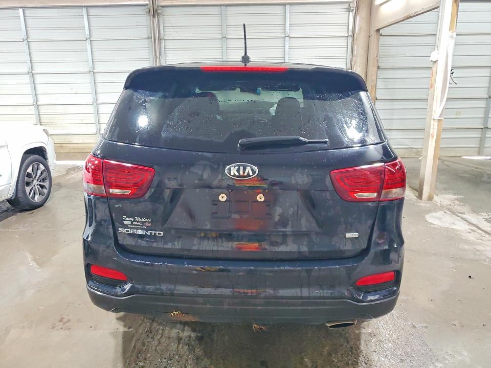 2019 Kia Sorento მანქანა იყიდება აუქციონზე, vin: 5XYPG4A32KG596381, აუქციონის ნომერი: 58689136