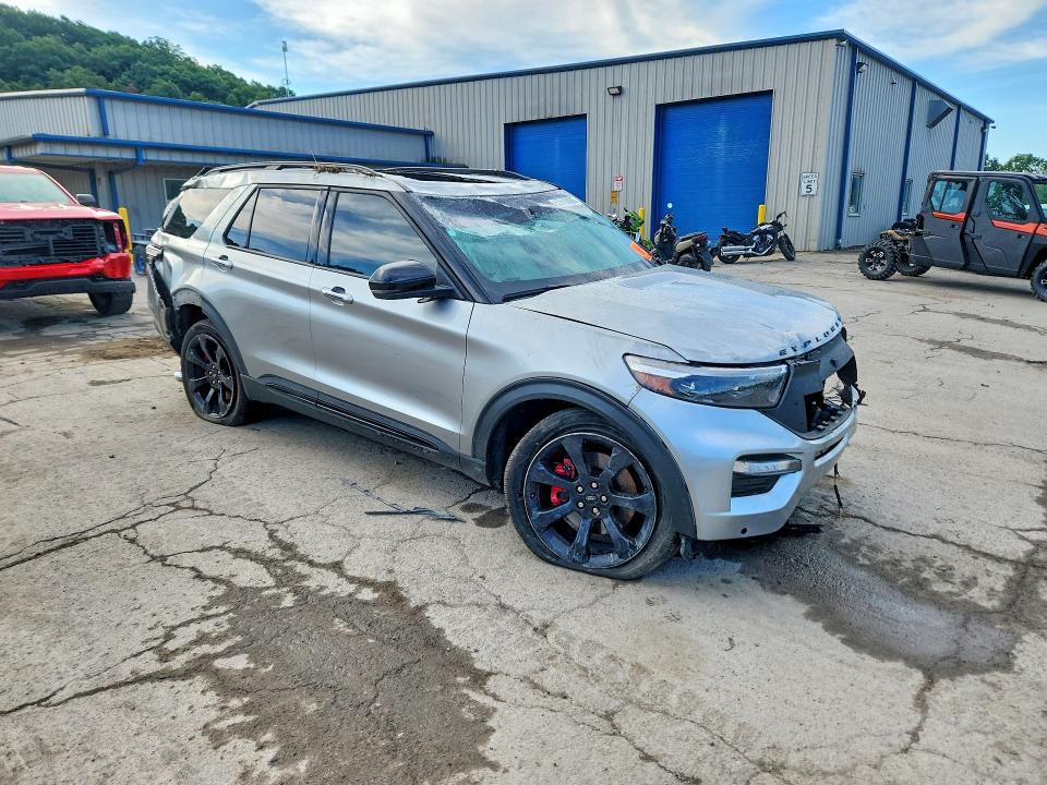 57413606 :رقم المزاد ، 1FM5K8GC7RGA01077 vin ، 2024 Ford Explorer مزاد بيع