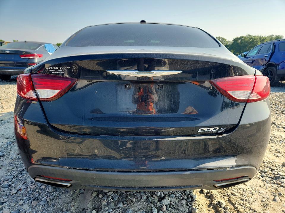 57362026 :رقم المزاد ، 1C3CCCBB7FN573112 vin ، 2015 Chrysler 200 مزاد بيع
