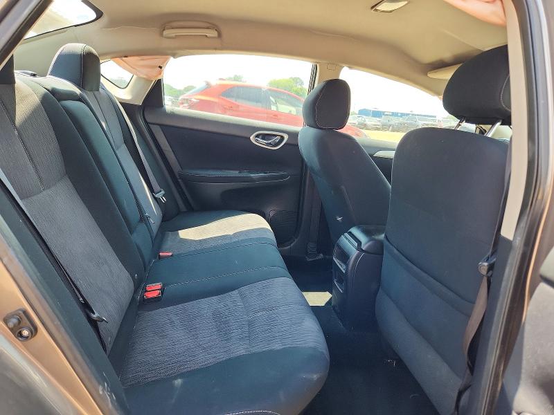 2015 Nissan Sentra მანქანა იყიდება აუქციონზე, vin: 3N1AB7AP5FL646202, აუქციონის ნომერი: 58816156