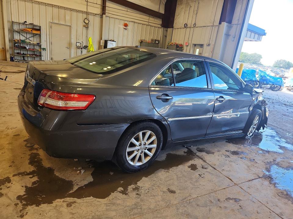 56782546 :رقم المزاد ، 4T1BF3EK7AU059412 vin ، 2010 Toyota Camry مزاد بيع