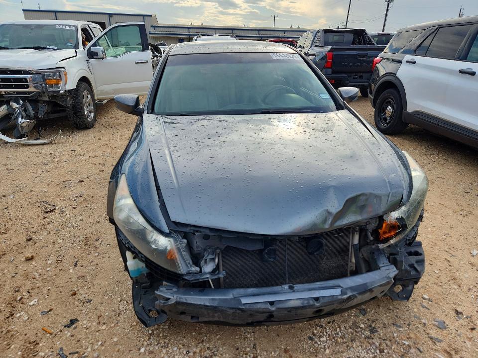 56643826 :رقم المزاد ، 1HGCP2F83CA046732 vin ، 2012 Honda Accord مزاد بيع